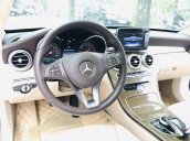 Mercedes Benz Exclusive C250 đời 2016, màu trắng nội thất kem tuyệt đẹp