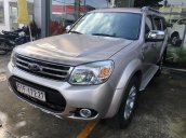 Cần bán xe Ford Everest đăng ký lần đầu 2014, màu vàng mới 95%, giá chỉ 644 triệu đồng