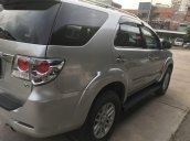 Cần bán lại xe Toyota Fortuner 2013, màu bạc xe gia đình, giá tốt