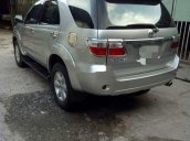 Bán Toyota Fortuner năm 2011, nhập khẩu, 590Tr