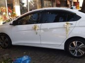 Cần bán xe Honda City sản xuất năm 2016, màu trắng