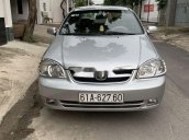 Cần bán lại xe Daewoo Lacetti năm sản xuất 2011, màu bạc