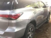 Bán ô tô Toyota Fortuner MT năm sản xuất 2018, màu bạc