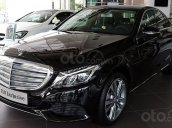 Cần bán xe Mercedes C250 Exclusive đời 2018, màu đen, xe còn mới nguyên tem, zin 100%