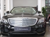 Cần bán xe Mercedes C250 Exclusive đời 2018, màu đen, xe còn mới nguyên tem, zin 100%