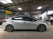 Hãng bán Kia Cerato 1.6 MT 2018, màu bạc, biển SG, xe đi rất ít