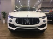 Hotline Maserati 0932222253 - giá xe Showroom Maserati Levante chính hãng phân phối mới 100%, trắng-đỏ