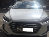 Xe Hyundai Elantra E đời 2017, màu trắng