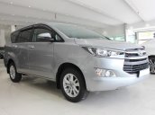 Bán Toyota Innova E 2.0MT SX 2019, lướt 15000km, màu bạc, bản 6 túi khí, giá TL