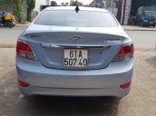 Bán xe Hyundai Accent năm 2012, màu xanh lam xe gia đình giá tốt 380 triệu đồng