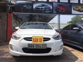 Cần bán Hyundai Accent sản xuất năm 2019, màu trắng, nhập khẩu