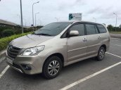 Cần bán lại xe Toyota Innova năm sản xuất 2015 xe gia đình, giá chỉ 500 triệu