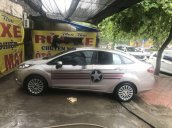 Cần bán xe Ford Fiesta đời 2011, màu xám chính chủ xe nguyên bản