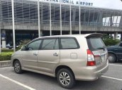 Cần bán lại xe Toyota Innova năm sản xuất 2015 xe gia đình, giá chỉ 500 triệu