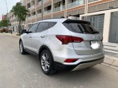 Bán Hyundai Santa Fe 2017, màu bạc còn mới, 989 triệu