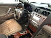 Bán ô tô Toyota Camry 2.4G năm 2009, màu xám còn mới