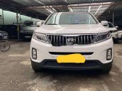 Cần bán Kia Sorento 2017, màu trắng chính chủ giá cạnh tranh