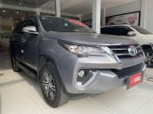 Bán Toyota Fortuner 4X2AT đời 2017, màu xám còn mới