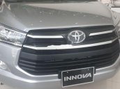 Bán xe Toyota Innova đời 2019, màu bạc, giá tốt