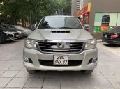 Xe Toyota Hilux đời 2015, màu bạc, xe nhập số sàn, giá tốt