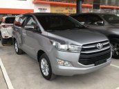 Bán xe Toyota Innova đời 2019, màu bạc, giá tốt