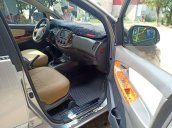 Bán Toyota Innova MT năm sản xuất 2014, màu bạc, nhập khẩu nguyên chiếc