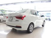 Bán Hyundai i10 Sedan 1.2 số sàn 2018, màu trắng lướt nhẹ 2 vạn