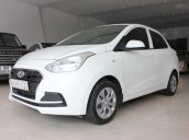 Bán Hyundai i10 Sedan 1.2 số sàn 2018, màu trắng lướt nhẹ 2 vạn