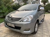 Cần bán xe Toyota Innova GSR đời 2011, màu xám (ghi), giá tốt