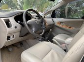 Cần bán xe Toyota Innova GSR đời 2011, màu xám (ghi), giá tốt