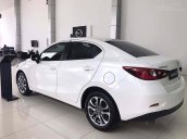 Mazda Quảng Ngãi bán xe Mazda 2 đời 2019, màu trắng, nhập khẩu