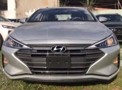 Cần bán Hyundai Elantra 1.6 MT đời 2019, màu bạc