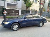 Cần bán lại xe Toyota Camry sản xuất năm 1999, nhập khẩu Nhật Bản số sàn giá tốt