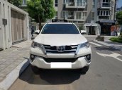 Bán ô tô Toyota Fortuner AT năm sản xuất 2017, màu trắng, xe nhập số tự động, giá tốt