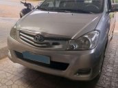 Cần bán Toyota Innova sản xuất năm 2011, giá chỉ 375 triệu