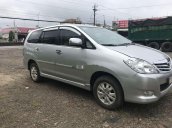 Xe Toyota Innova đời 2011, màu bạc chính chủ