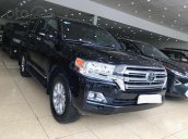 Cần bán xe Toyota Land Cruiser 5.7V8 xuất Mỹ model 2017 tên công ty xe siêu đẹp. LH: Mr Đình 0904927272