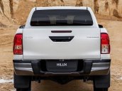 Cần bán Toyota Hilux năm sản xuất 2019, màu trắng, nhập khẩu nguyên chiếc