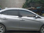 Cần bán Toyota Vios đời 2018, màu bạc xe nguyên bản