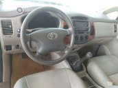 Bán xe Toyota Innova sản xuất 2007, màu bạc xe nội thất còn tốt