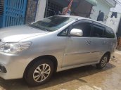 Bán Toyota Innova MT đời 2015, màu bạc