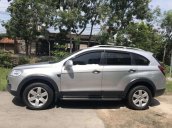 Bán Chevrolet Captiva LT MT sản xuất 2009, màu bạc xe gia đình