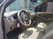 Bán Toyota Innova MT đời 2015, màu bạc