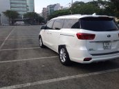 Cần bán gấp Kia Sedona sản xuất năm 2019, màu trắng