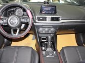 Chính chủ cần bán Mazda 3 2017 bản hatchback màu trắng, số tự động, full option
