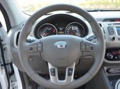 Bán Kia Sportage năm sản xuất 2014, màu trắng, nhập khẩu nguyên chiếc số tự động, 740 triệu