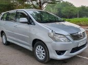 Bán Toyota Innova sản xuất năm 2013, màu bạc xe nguyên bản