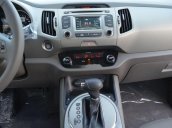 Bán Kia Sportage năm sản xuất 2014, màu trắng, nhập khẩu nguyên chiếc số tự động, 740 triệu