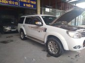 Bán Ford Everest năm sản xuất 2014, màu trắng xe nguyên bản