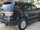 Bán xe Toyota Fortuner 2013, màu đen xe nguyên bản